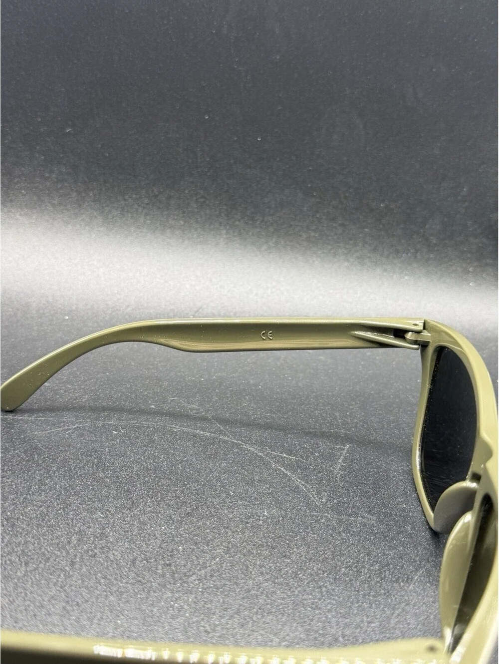 Oakley Frogskin Moss/Black Iridium Lenses
